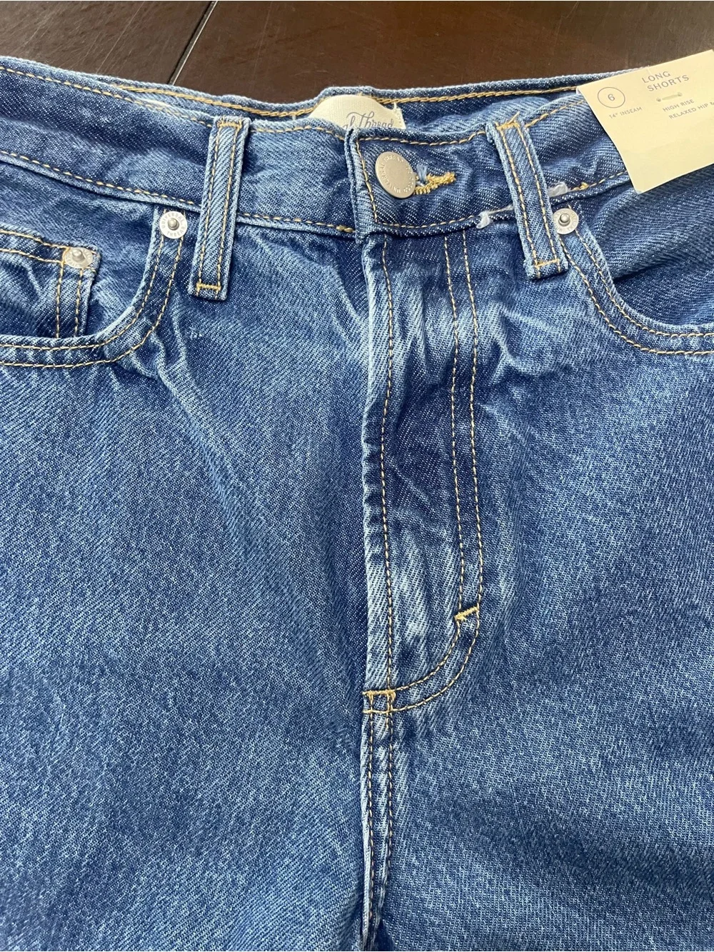 NWT Universal Thread Women's High Rise Long Denim Shorts Size 6R | Raw Hem